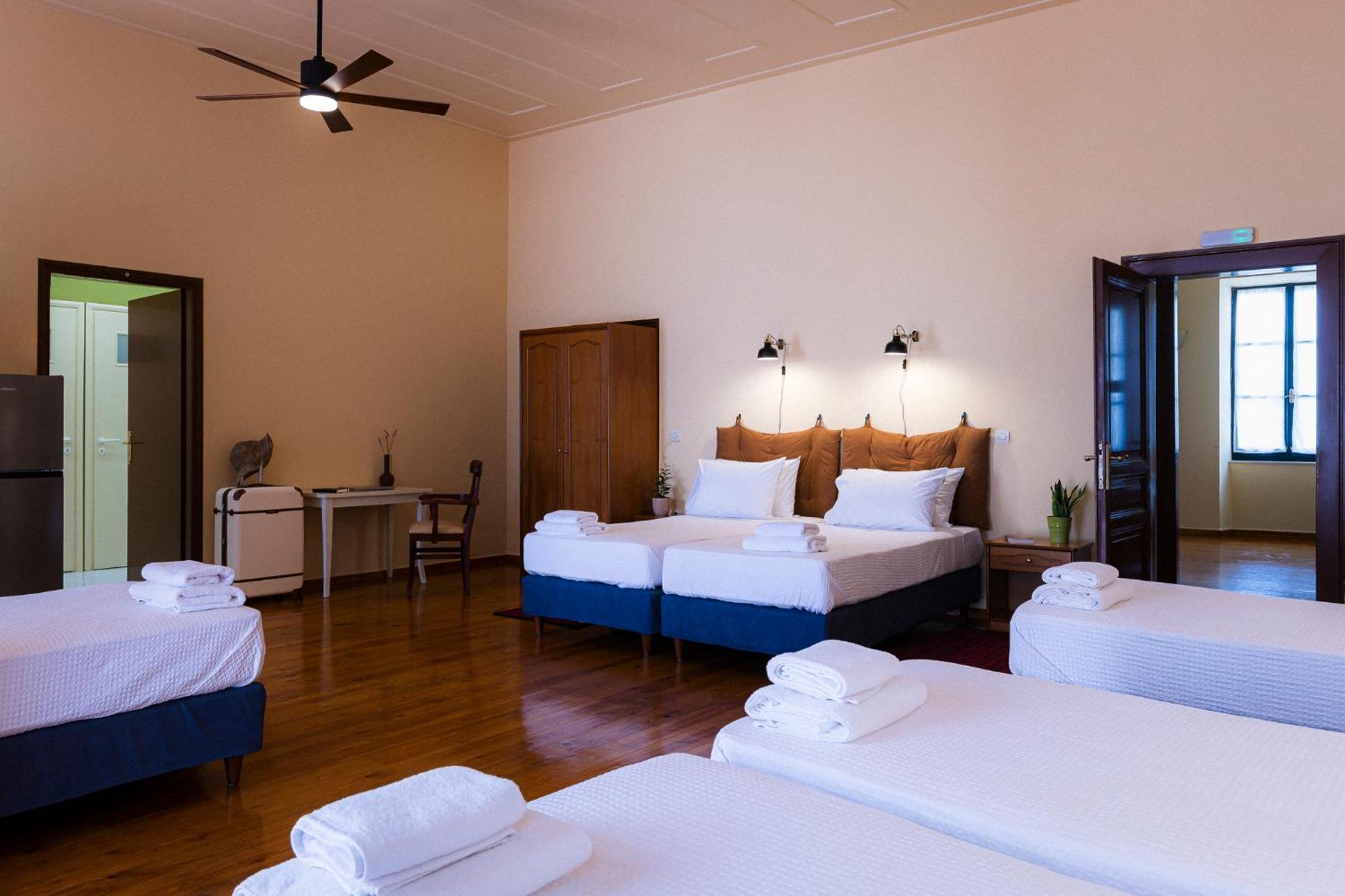 Sundial Lodge Chania  Екстер'єр фото