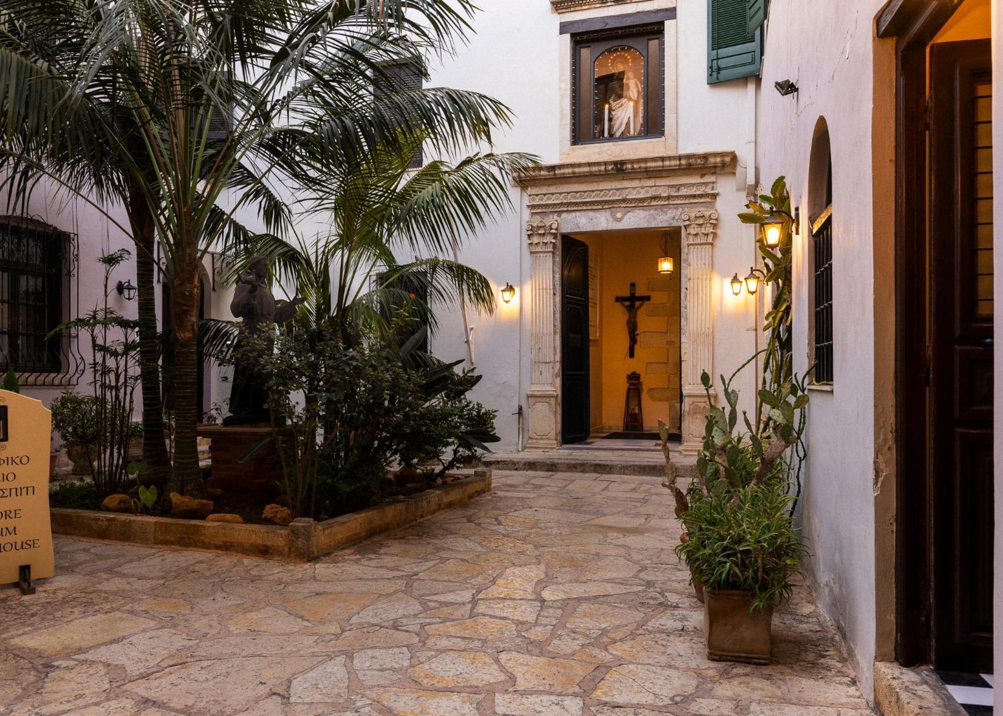 Sundial Lodge Chania  Екстер'єр фото